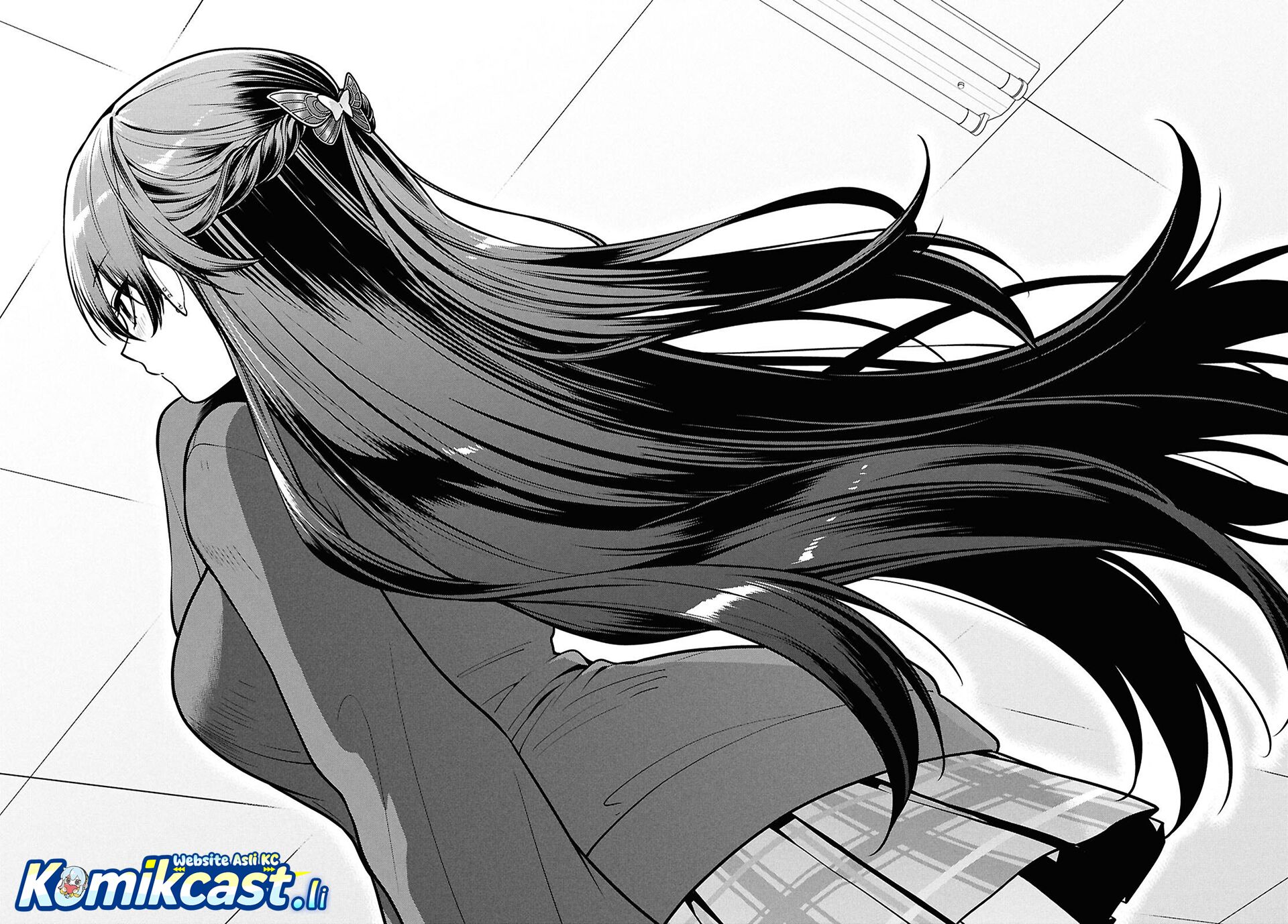 Tonari no Seki no Yankee Shimizu-san ga Kami o Kuroku Sometekita Chapter 11 Bahasa Indonesia